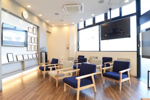 南柏クレイン総合歯科待合室