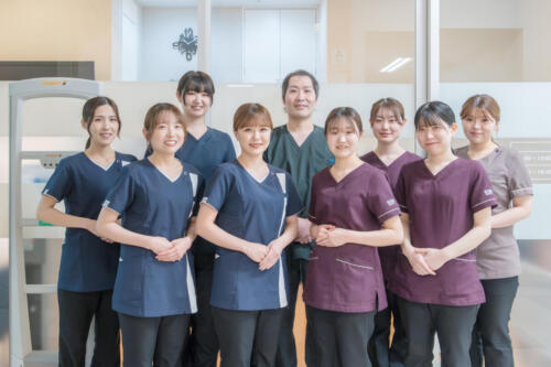 草加クレイン歯科、集合写真