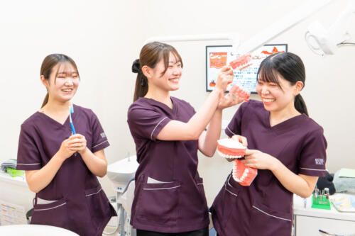 草加クレイン歯科、歯科衛生士